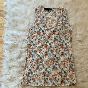 🌼Lace Floral Tank